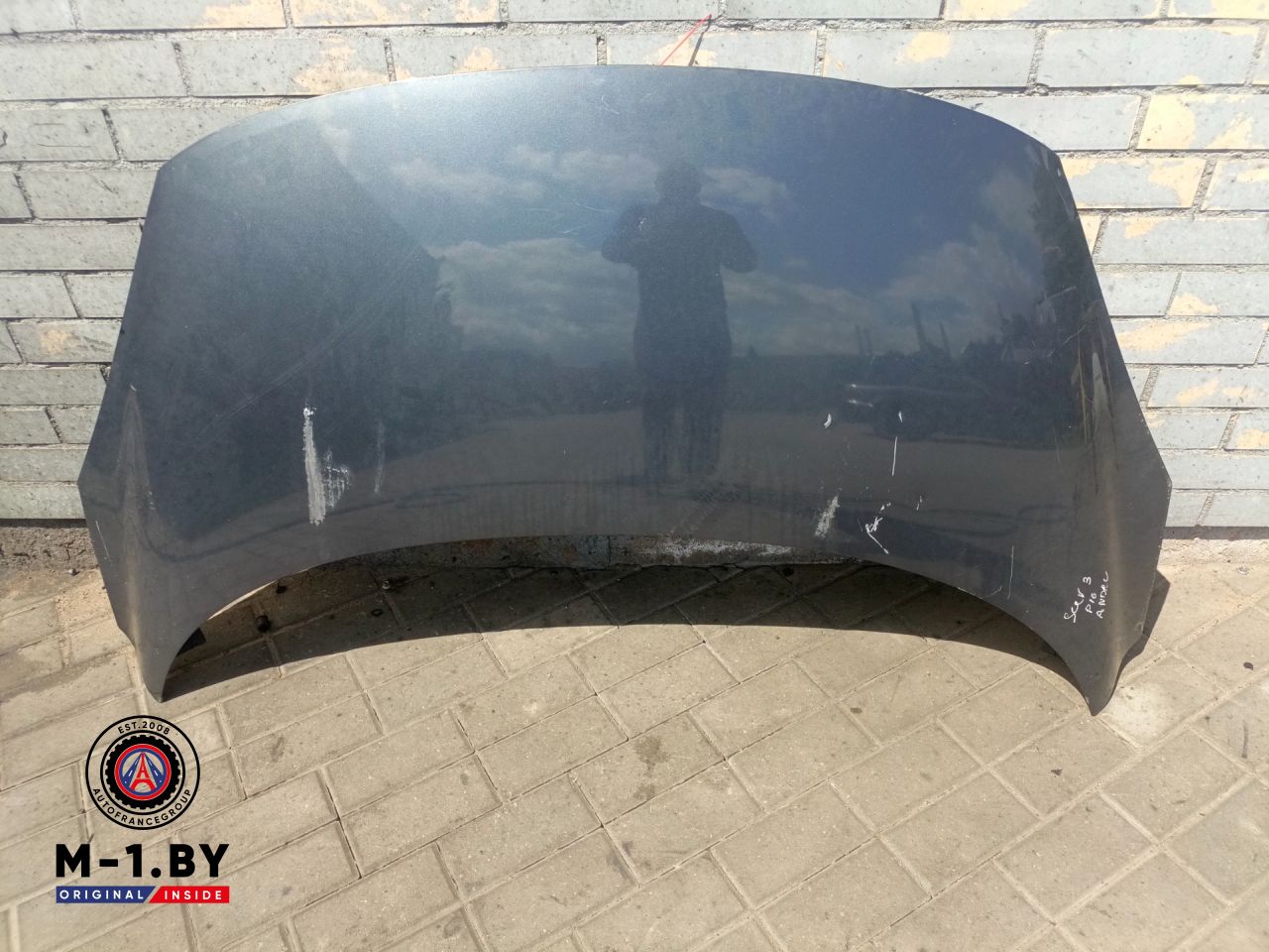 капот Renault Scenic 3 поколение (2009 - 2012) - фото №1