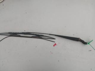 щеткодержатель (поводок стеклоочистителя, дворник) Renault Logan 1 поколение (2004 - 2009)