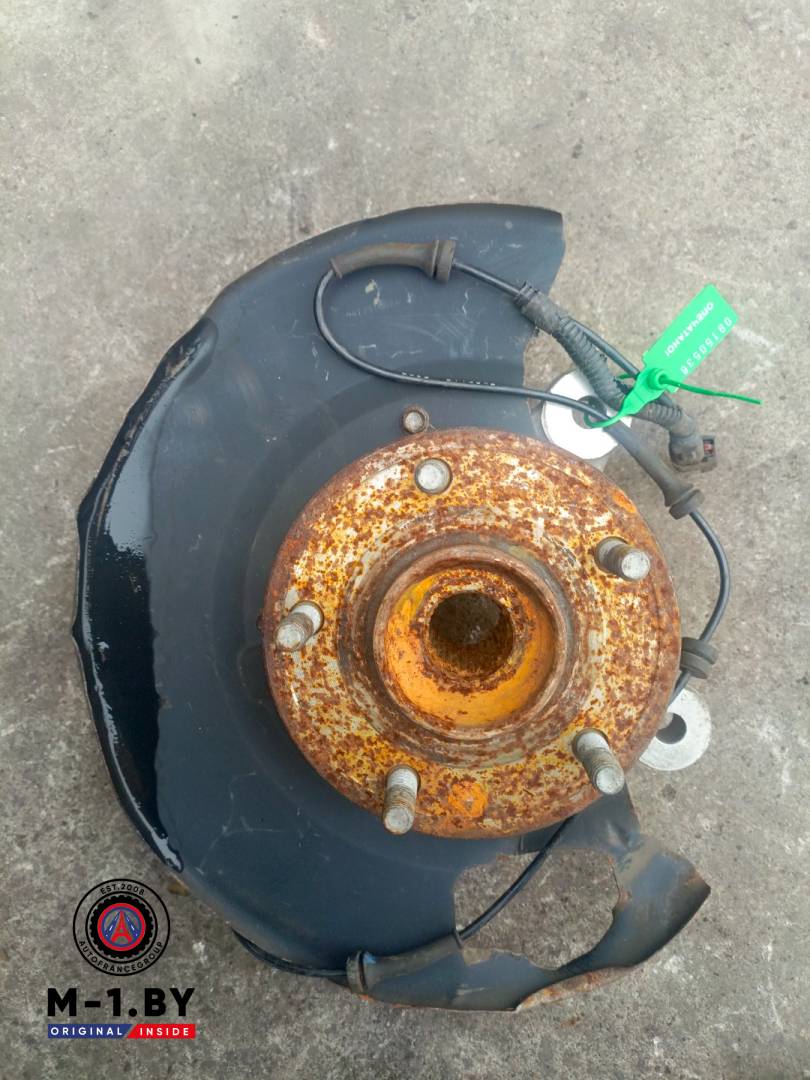 ступица передняя правая Chrysler Grand Voyager 5 поколение (2008 - 2011), 3.8 л., бензин - фото №1