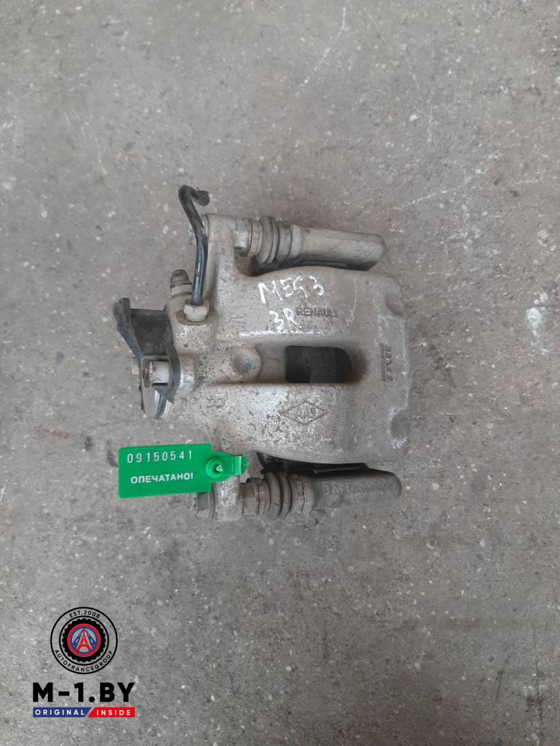 суппорт задний правый Renault Megane 3 поколение (2008 - 2014) - фото №1