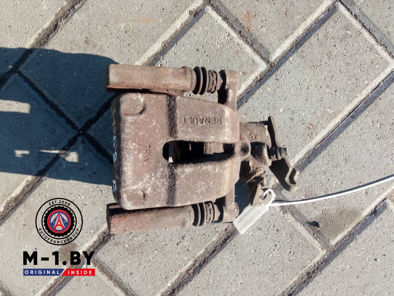 суппорт задний правый Renault Megane 2 поколение (2002 - 2006) - фото №1