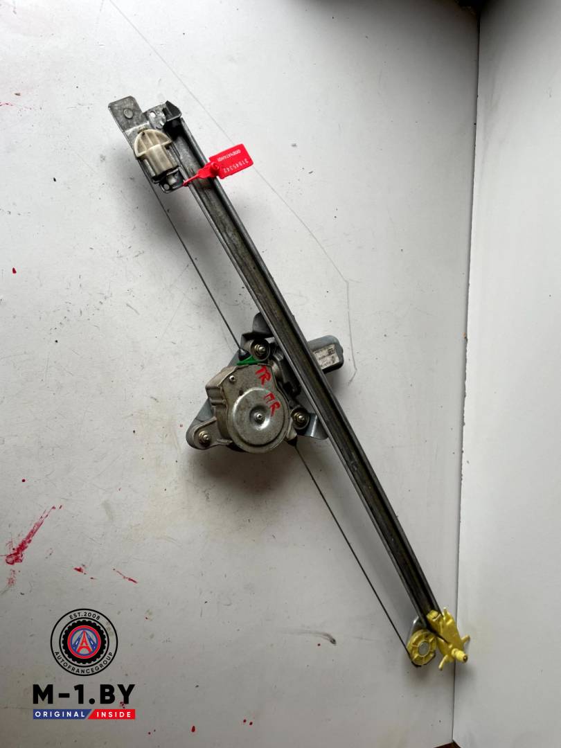 стеклоподъемник передний правый Renault Trafic 2 поколение (2001 - 2006), 7700311821 - фото №1