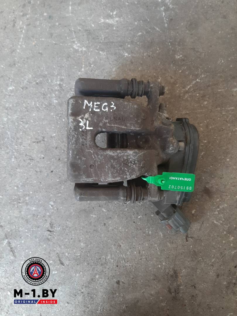 суппорт задний левый Renault Megane 3 поколение (2008 - 2014) - фото №1