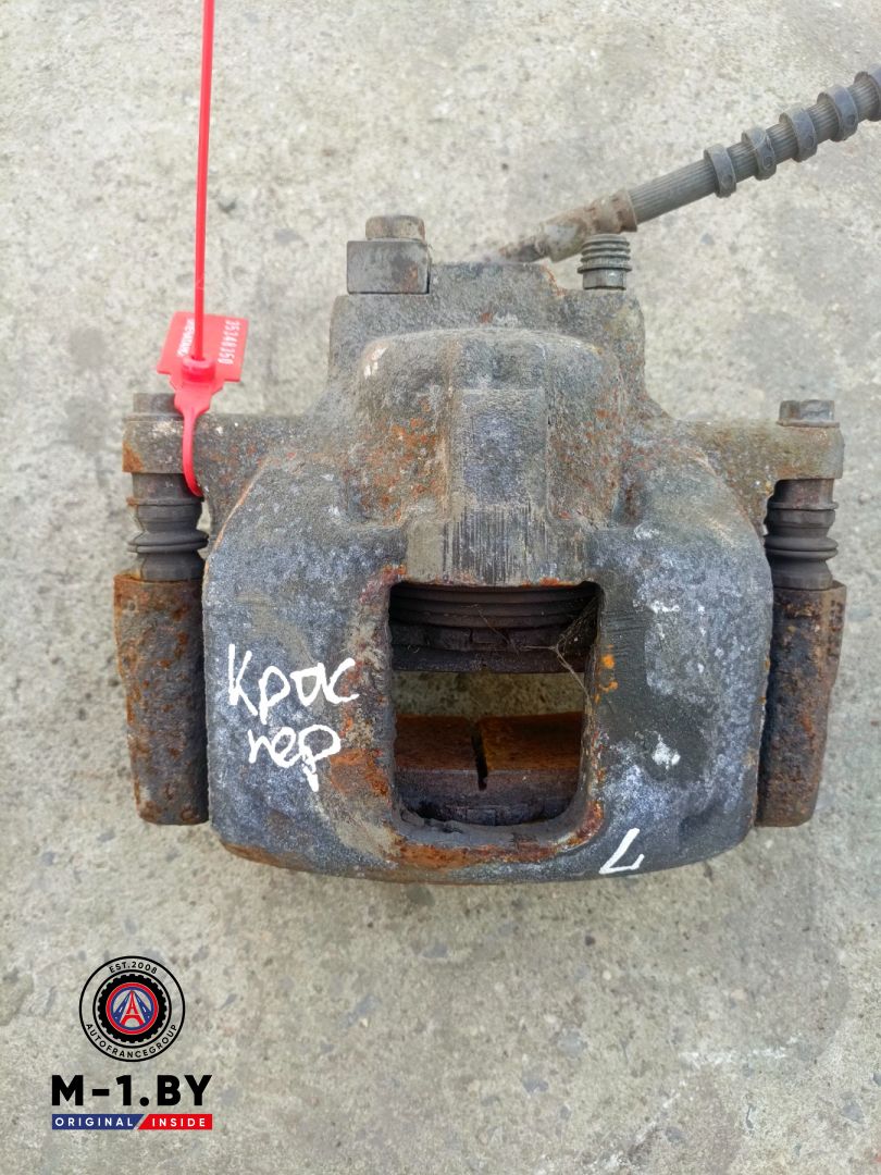 суппорт передний левый Chrysler Voyager 5 поколение (2007 - 2011), 2.8 л., дизель - фото №1