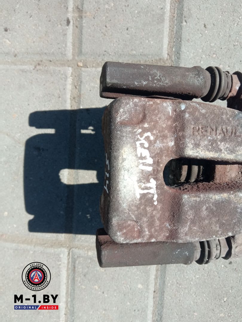 суппорт задний правый Renault Scenic 2 поколение (2003 - 2006) - фото №1