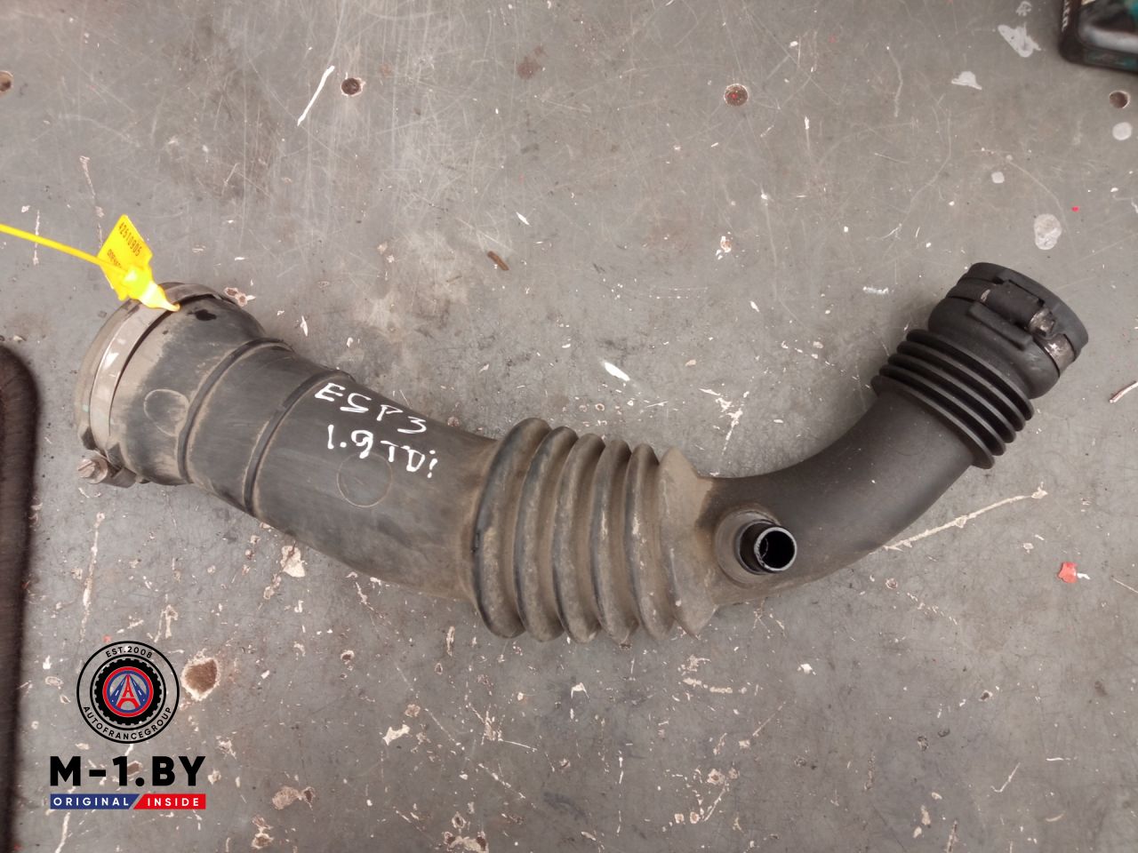 патрубок воздушного фильтра Renault Espace 3 поколение (1996 - 2002), 1.9 л., дизель - фото №1