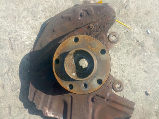 ступица передняя левая BMW X5 E53 (1999 - 2003), 3.0 л., бензин