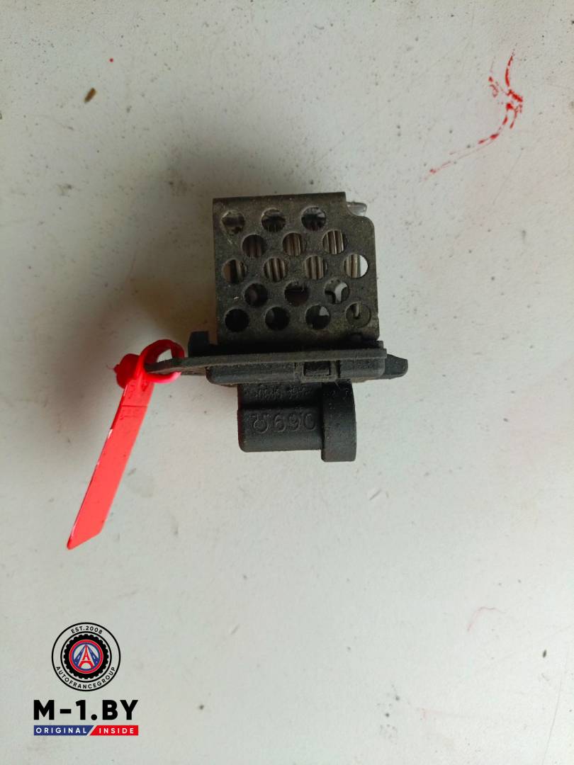 блок управления вентилятором (реле) Renault Laguna 3 поколение (2007 - 2012), 3184503086 - фото №1