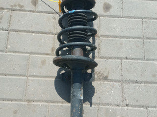 стойка передняя правая Renault Scenic 2 поколение (2003 - 2006)