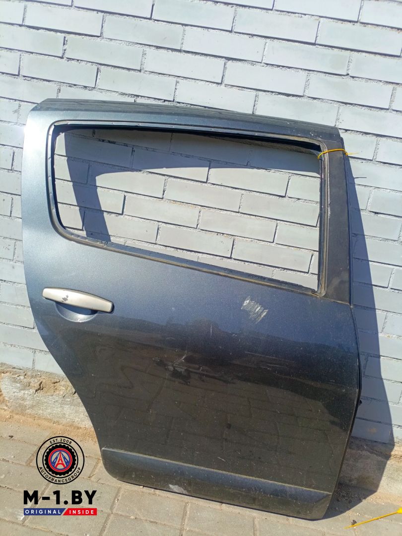 дверь задняя правая Renault Sandero 1 поколение (2009 - 2014) - фото №1