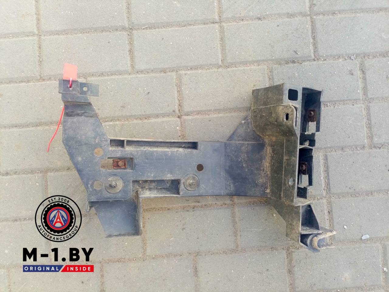 Крепление бампера заднего Renault Master 2 поколение (1998 - 2003), 7700352212 - фото №1