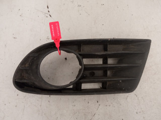 заглушка (решетка) в бампер Volkswagen Golf Plus 1 поколение (2005 - 2009), 5MO853666B