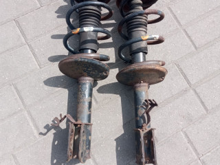 стойка передняя правая Renault Logan 1 поколение (2004 - 2009), 1.6 л., бензин