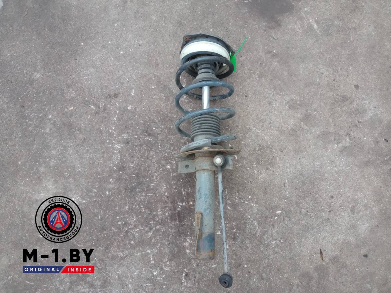 стойка передняя правая Renault Megane 2 поколение (2002 - 2006) - фото №1