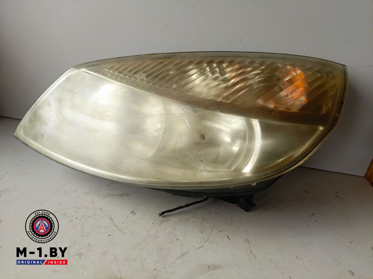 фара левая Renault Scenic 2 поколение (2003 - 2006) - фото №1