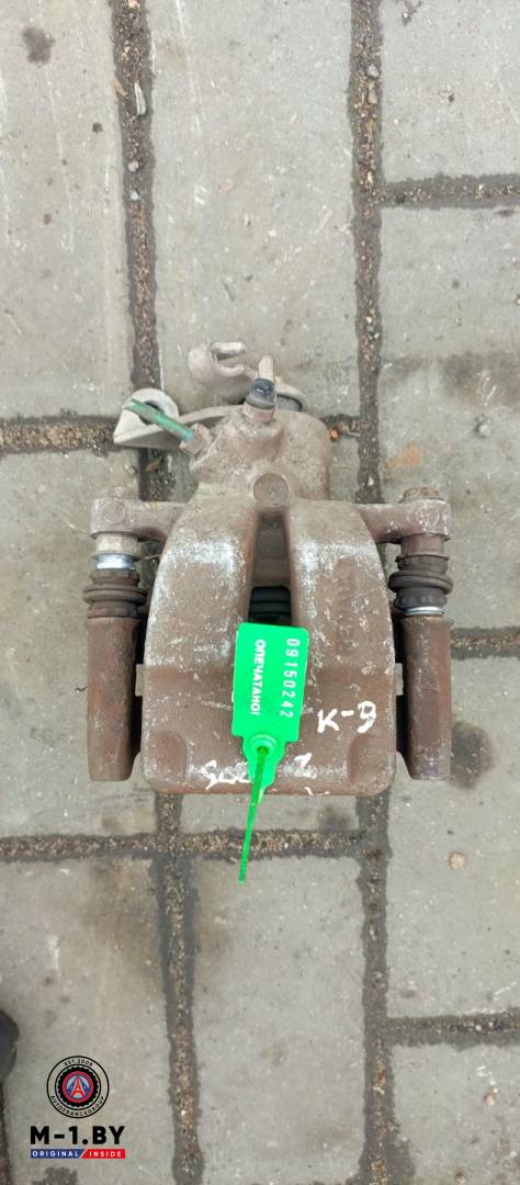 суппорт задний левый Renault Scenic 2 поколение (2003 - 2006) - фото №1