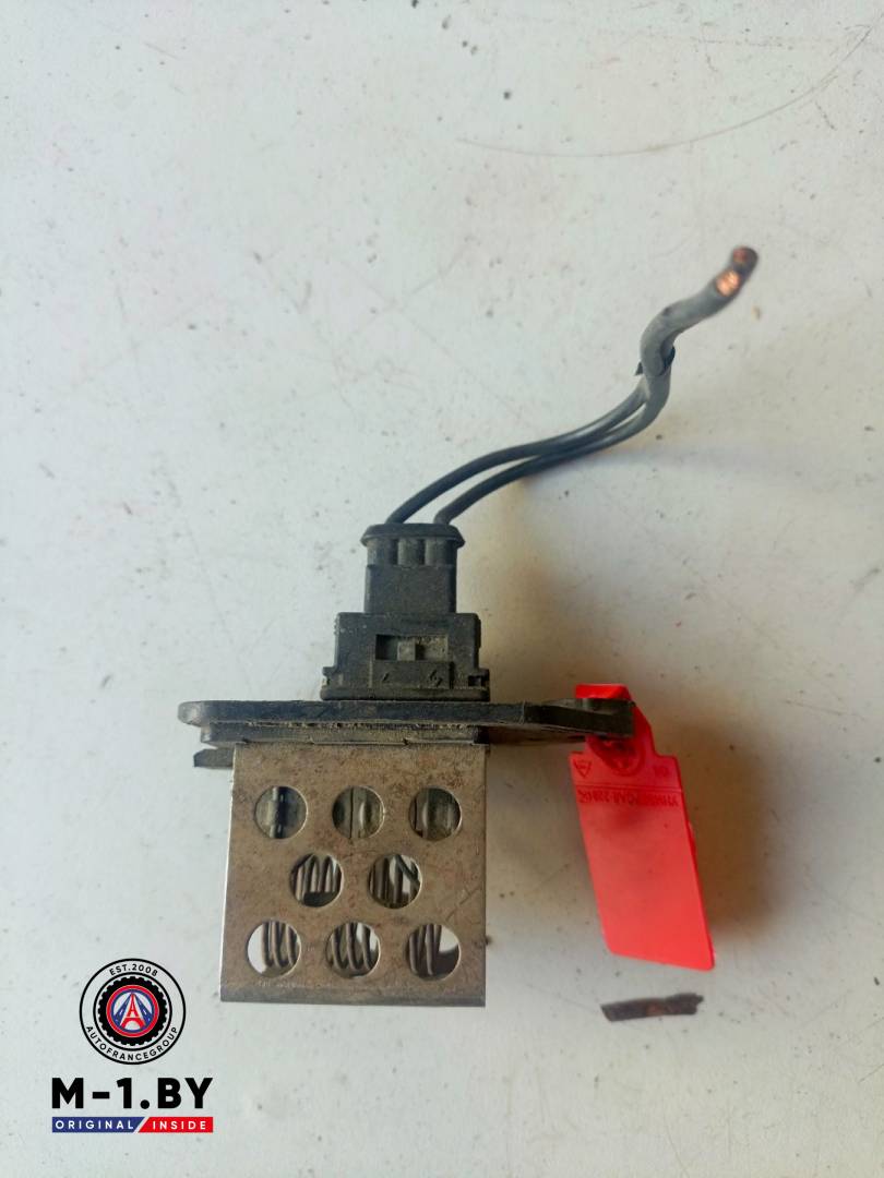 блок управления вентилятором (реле) Peugeot 307 1 поколение (2001 - 2005), 9641212480 - фото №1