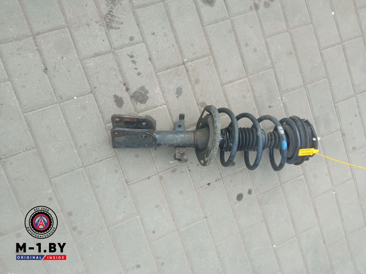 стойка передняя левая Renault Espace 4 поколение (2002 - 2006), 2.0 л., дизель - фото №1