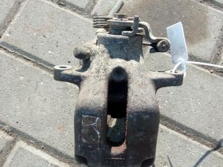 суппорт задний правый Peugeot 607 1 поколение (2000 - 2004)