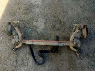 балка подвески задняя Peugeot 206 1 поколение (1998 - 2003)
