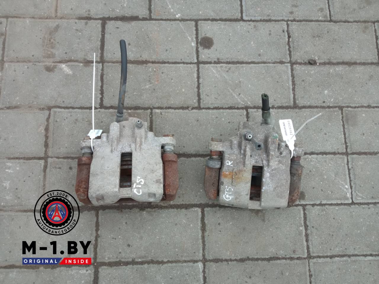 суппорт задний левый Cadillac CTS 1 поколение (2002 - 2007), 3.2 л., бензин - фото №1