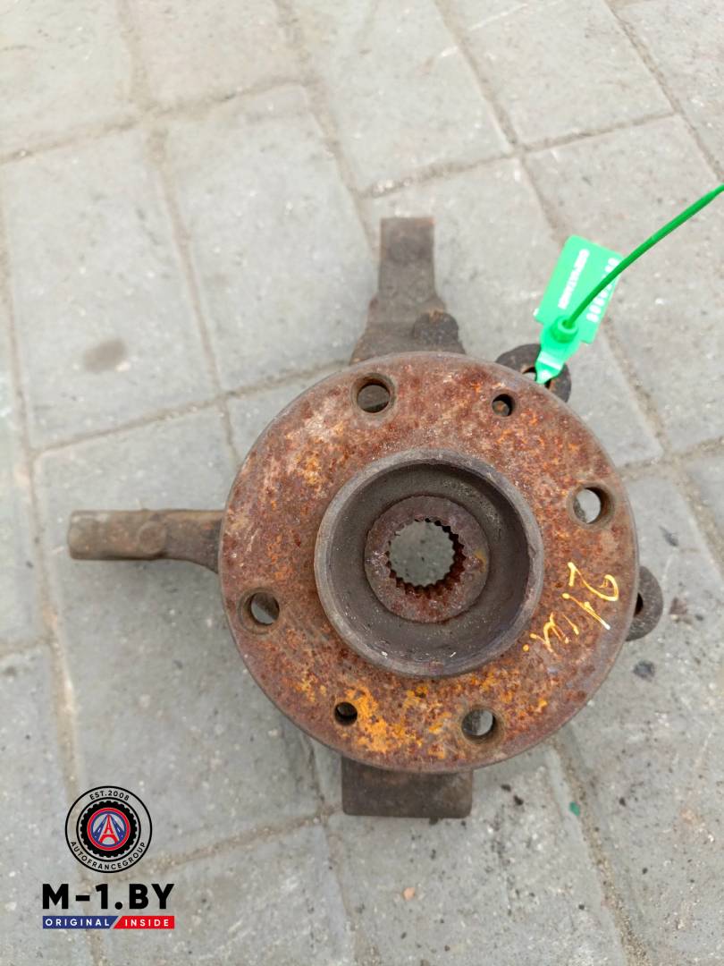 ступица передняя правая Renault Logan 1 поколение (2004 - 2009) - фото №1