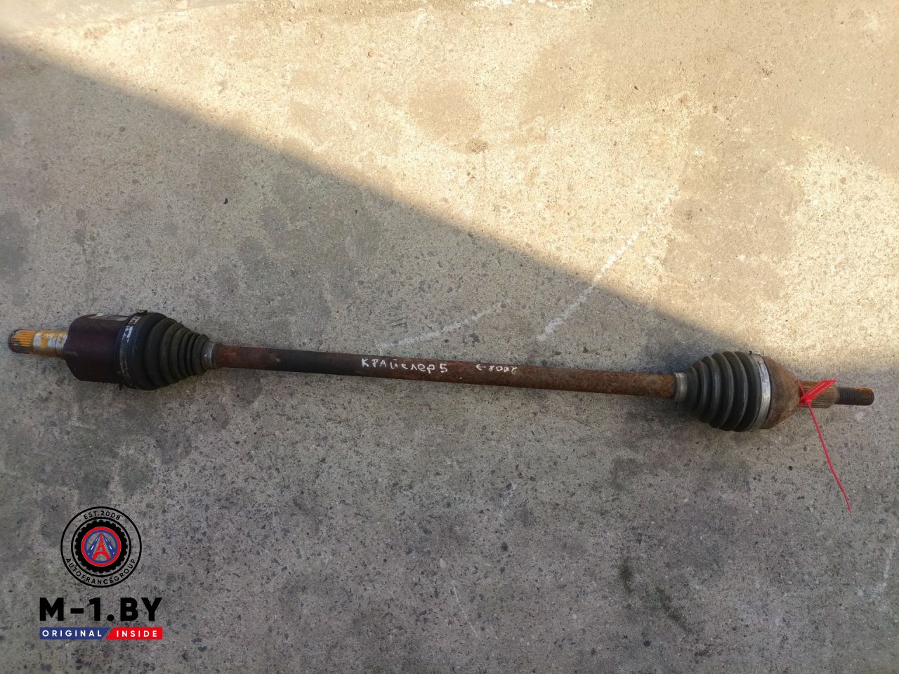 полуось передняя правая (приводной вал, ШРУС) Chrysler Voyager 5 поколение 2008, 2.8 л., дизель, P04880212AG - фото №1