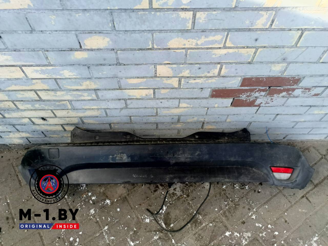 бампер задний Renault Scenic 3 поколение (2009 - 2012) - фото №1