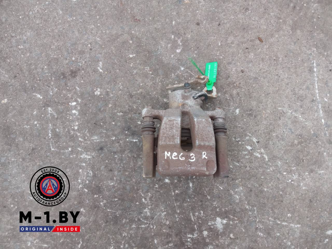 суппорт задний правый Renault Megane 3 поколение (2008 - 2014) - фото №1