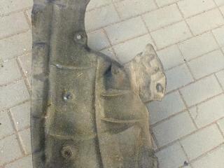 защита арок передняя правая (подкрылок) Renault Scenic 3 поколение (2009 - 2012)