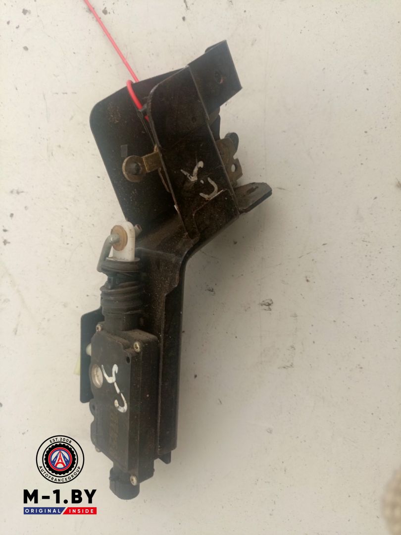 замок багажника Citroen C5 1 поколение (2000 - 2004), универсал - фото №1