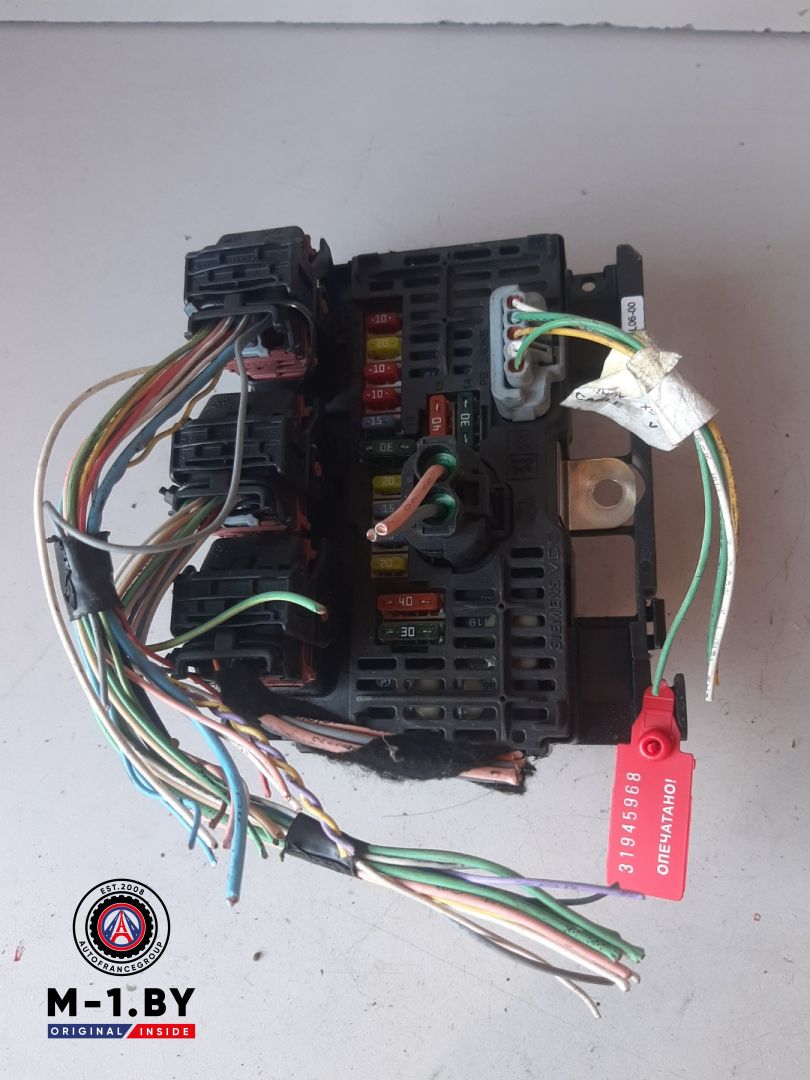 блок предохранителей Citroen C5 1 поколение (2000 - 2004), BSML06, 9658539680 - фото №1