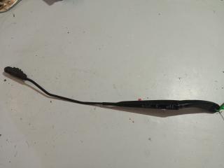 щеткодержатель (поводок стеклоочистителя, дворник) Renault Megane 2 поколение (2002 - 2006), 8200417219