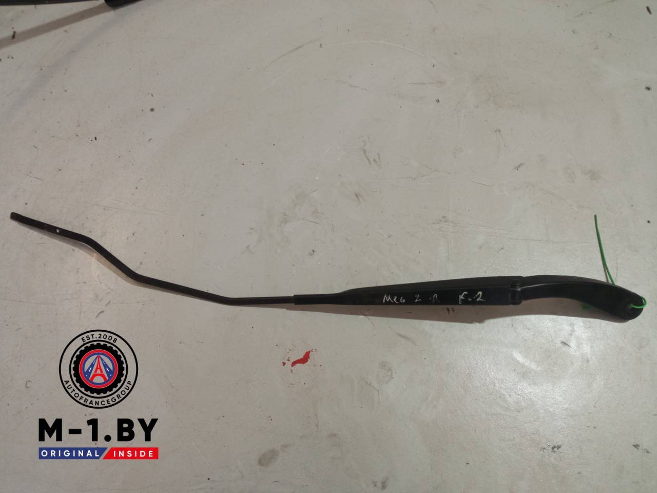 щеткодержатель (поводок стеклоочистителя, дворник) Renault Megane 2 поколение (2002 - 2006), 8200417219 - фото №1