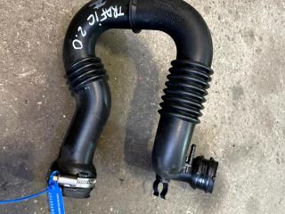 патрубок интеркулера Renault Trafic 2 поколение [рестайлинг] (2006 - 2015), 2.0 л., дизель