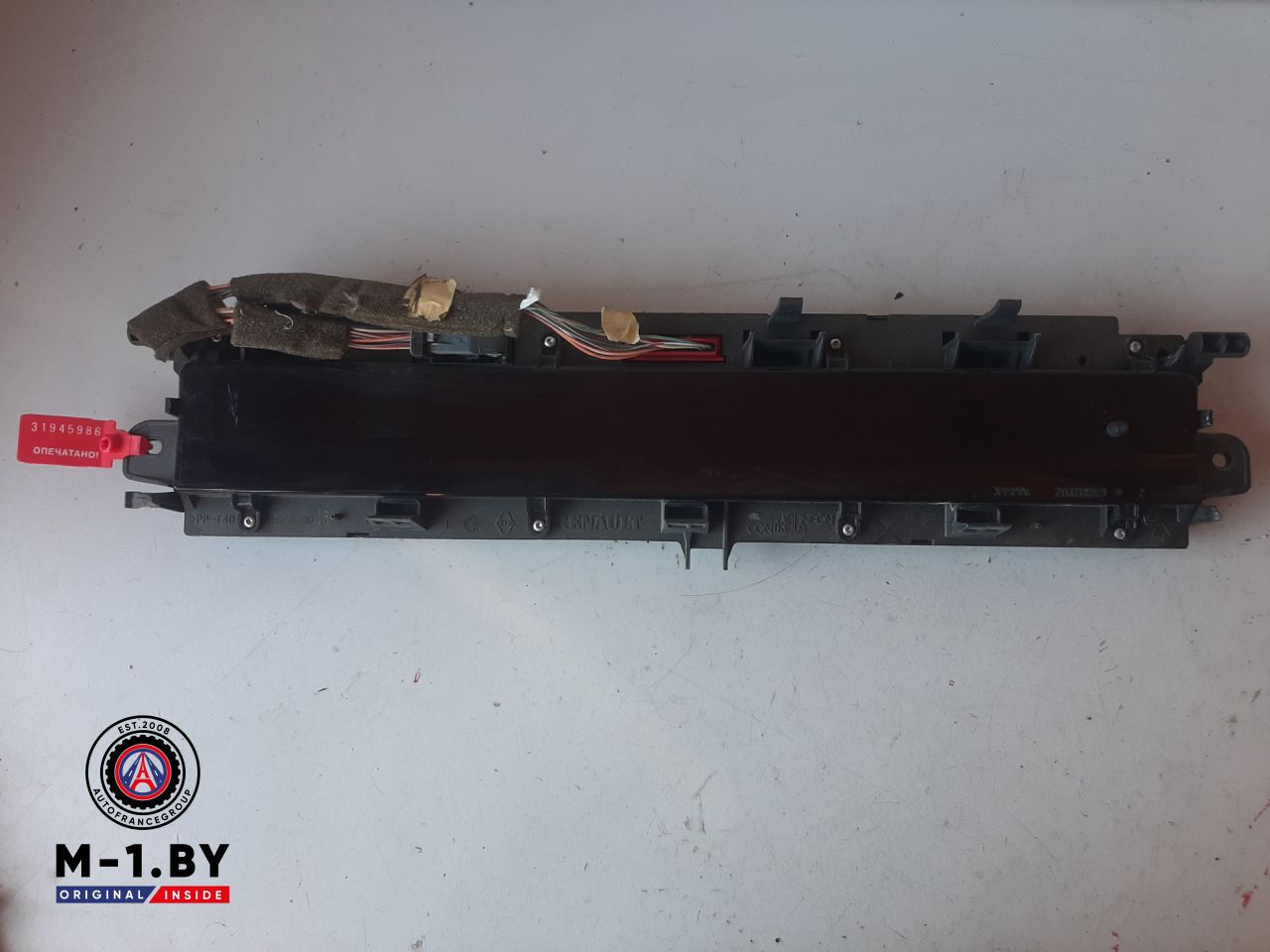 щиток приборов (приборная панель) Renault Scenic 2 поколение (2003 - 2006), P8200787774A - фото №1