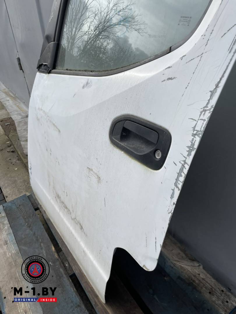 дверь передняя левая Nissan NV200 1 поколение (2009 - 2025) - фото №1