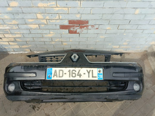 бампер передний Renault Laguna 2 поколение [рестайлинг] (2005 - 2007)