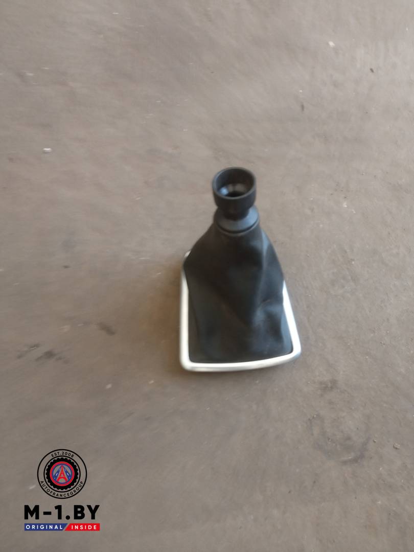 чехол рычага КПП Renault Duster 2 поколение (2021 - 2025) - фото №1