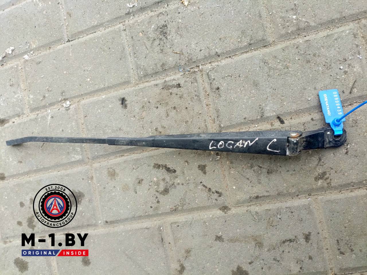 щеткодержатель (поводок стеклоочистителя, дворник) Renault Logan 1 поколение (2004 - 2009), 8200620432 - фото №1