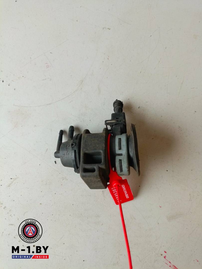 клапан управления турбиной (актуатор) Renault Clio 3 поколение (2005 - 2009), 1.5 л., дизель, 8200575400 - фото №1