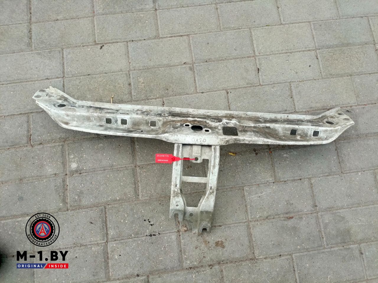 рамка капота Renault Clio 2 поколение (1998 - 2002) - фото №1