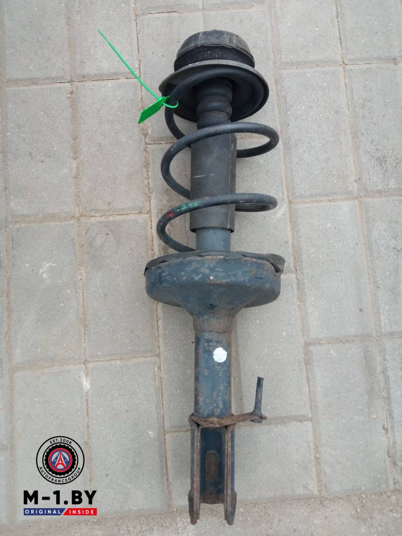 стойка передняя правая Renault Clio 2 поколение (1998 - 2002) - фото №1