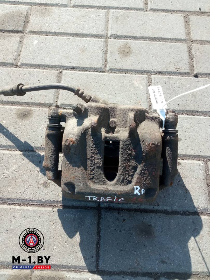 суппорт передний правый Renault Trafic 2 поколение (2001 - 2006) - фото №1