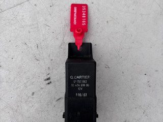 реле накала свечей Citroen C5 2 поколение (2008 - 2017), 2.0 л., дизель, 9640496980