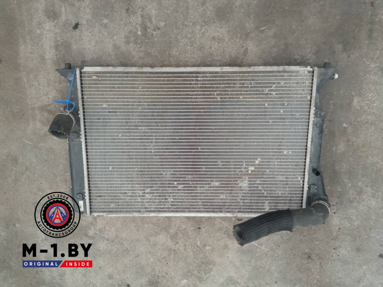 радиатор (основной) Toyota Corolla Verso 1 поколение (2001 - 2004) - фото №1