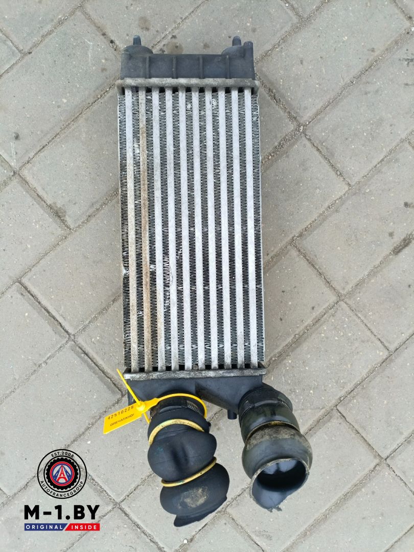 интеркулер Peugeot 308 T7 (2007 - 2011), 9684212480 - фото №1