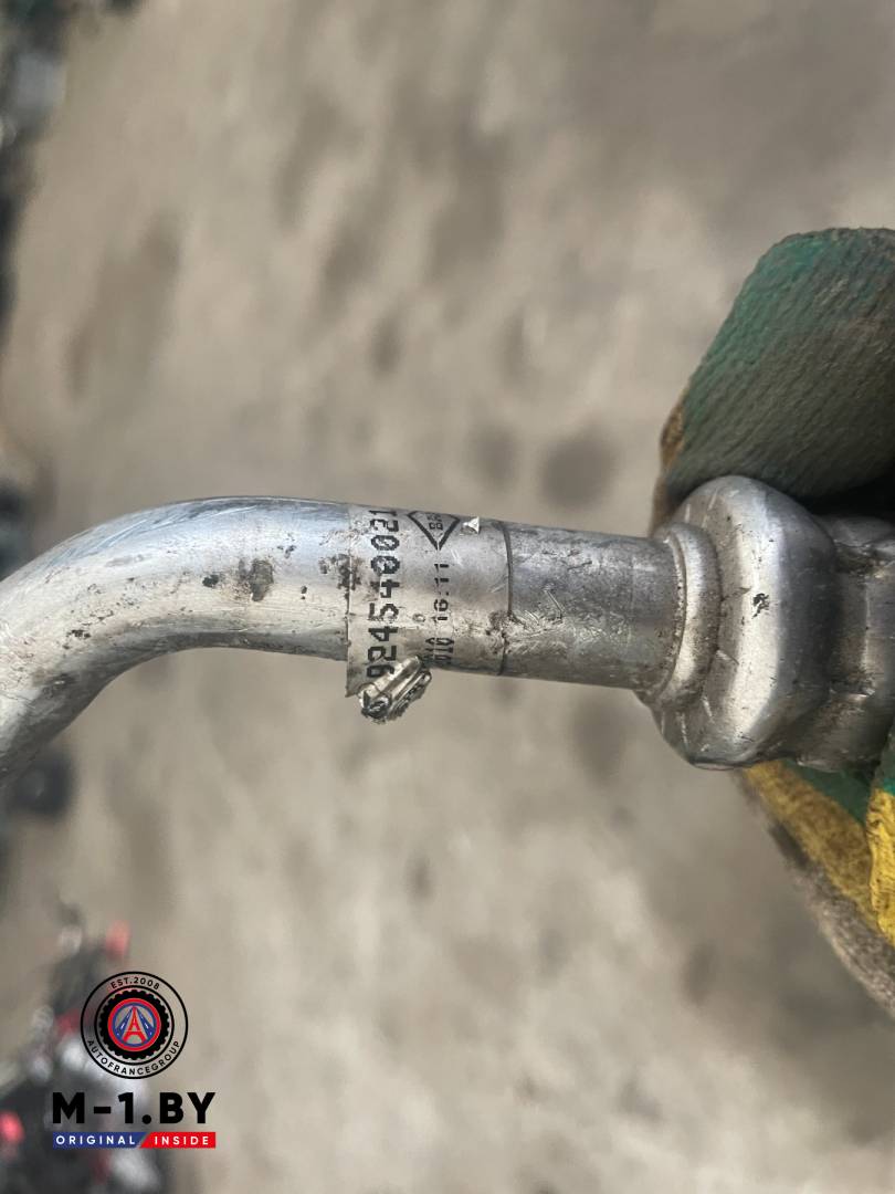 трубка кондиционера Renault Megane 3 поколение (2008 - 2014), 1.9 л., дизель, 924540021 - фото №1