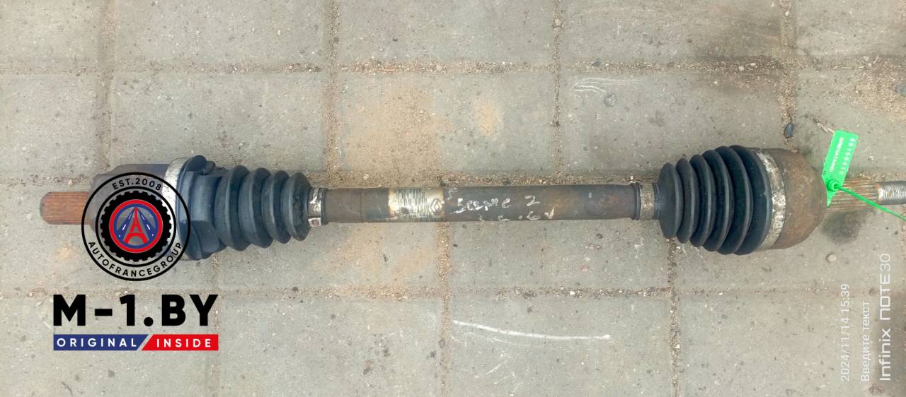 полуось передняя левая (приводной вал, ШРУС) Renault Scenic 2 поколение (2003 - 2006), 2.0 л., бензин, АКПП - фото №1