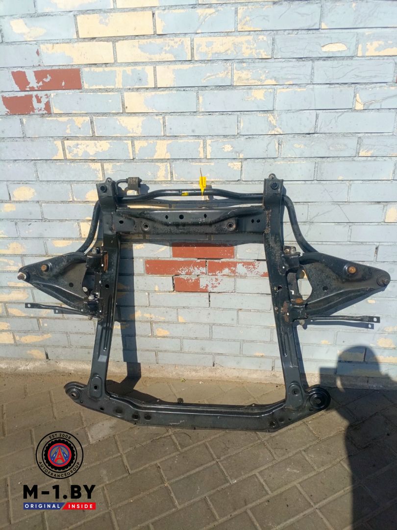 балка подвески передняя (подрамник) Renault Sandero 1 поколение (2009 - 2014) - фото №1
